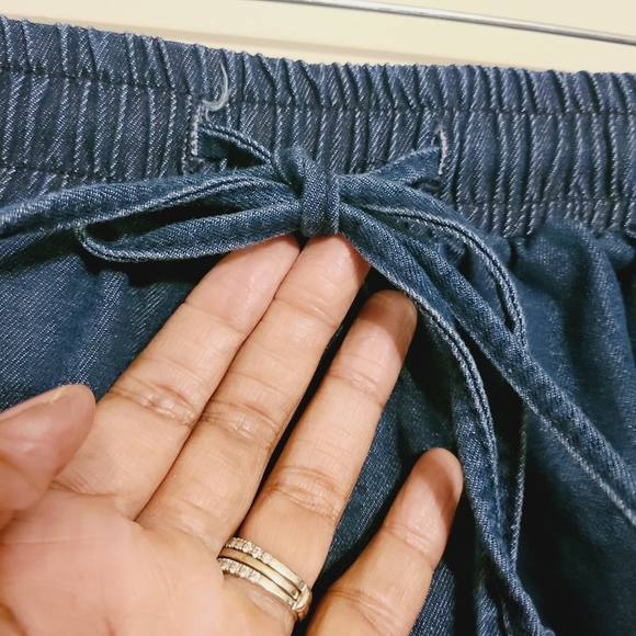 Shein Curve | Women's Denim Circle Skirt With Frayed or Raw Hems (Size 1XL) - Picture 3 of 12